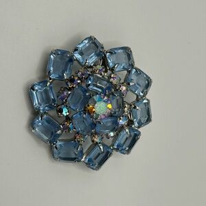 Vintage Blue Rhinestone Flower Brooch | Aurora Borealis